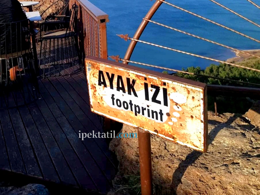 Şeytan’ın ayak izi