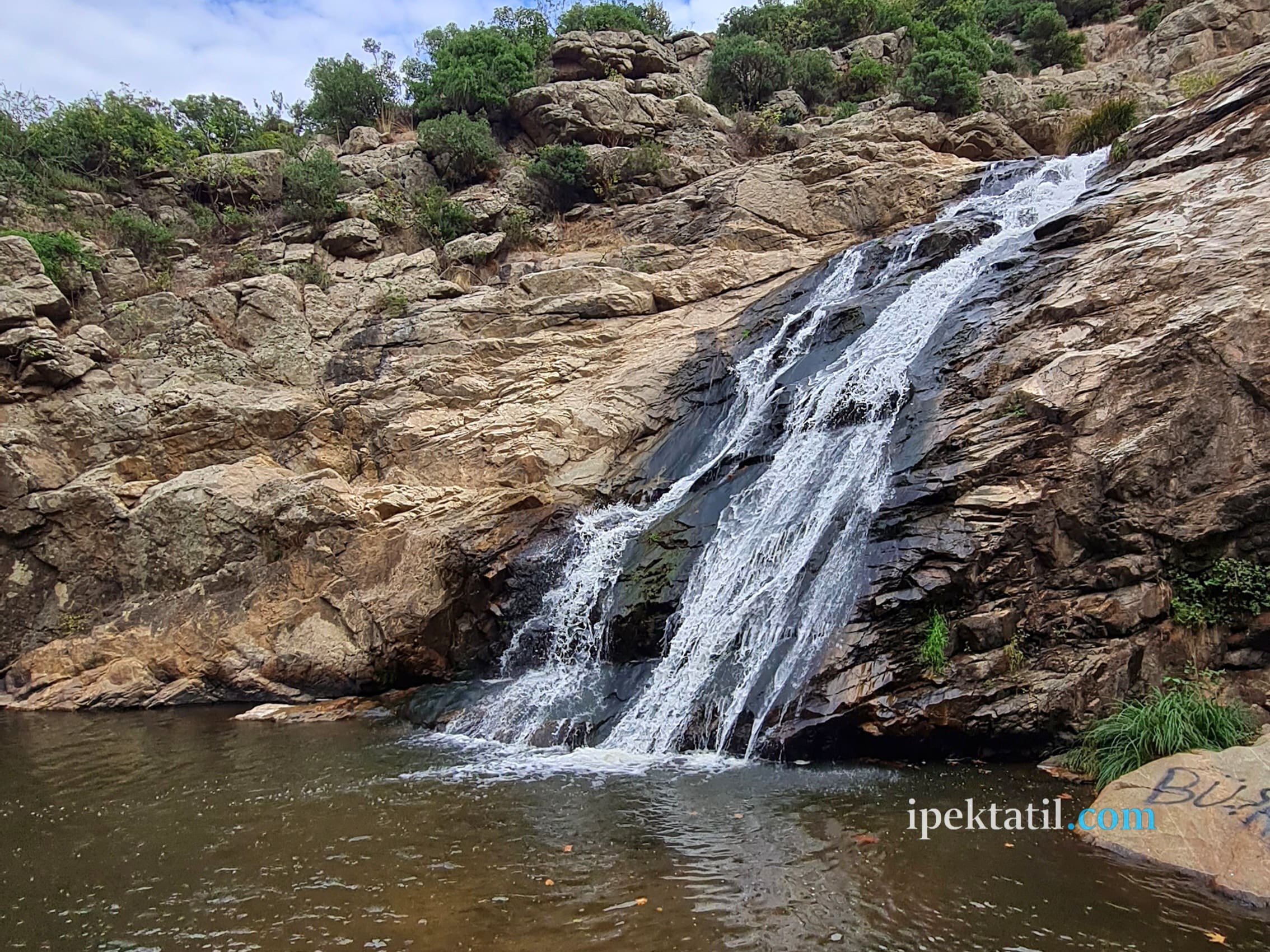 Susurluk Çaylak Şelalesi ve Mesire Yeri