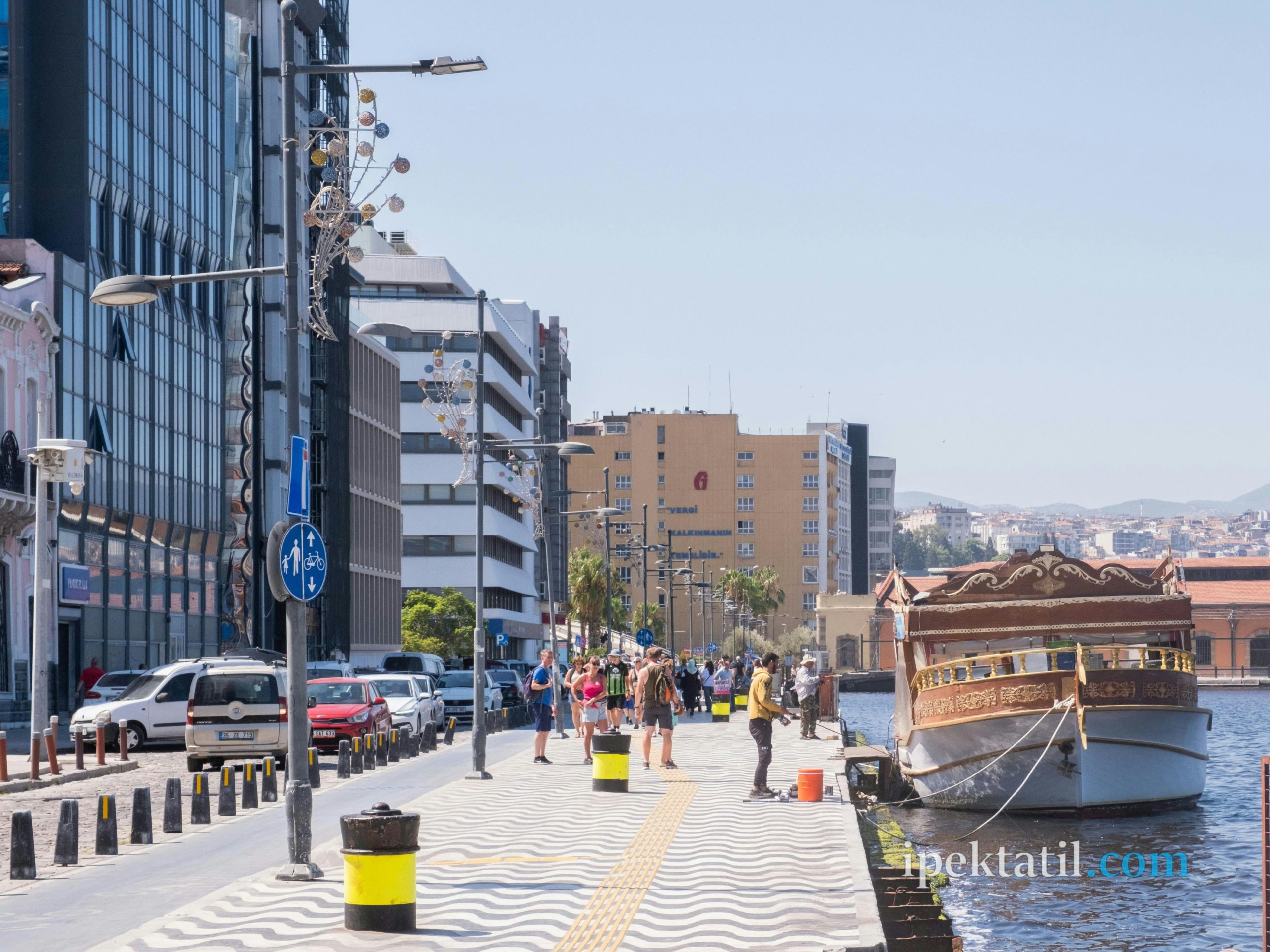 İzmir konak