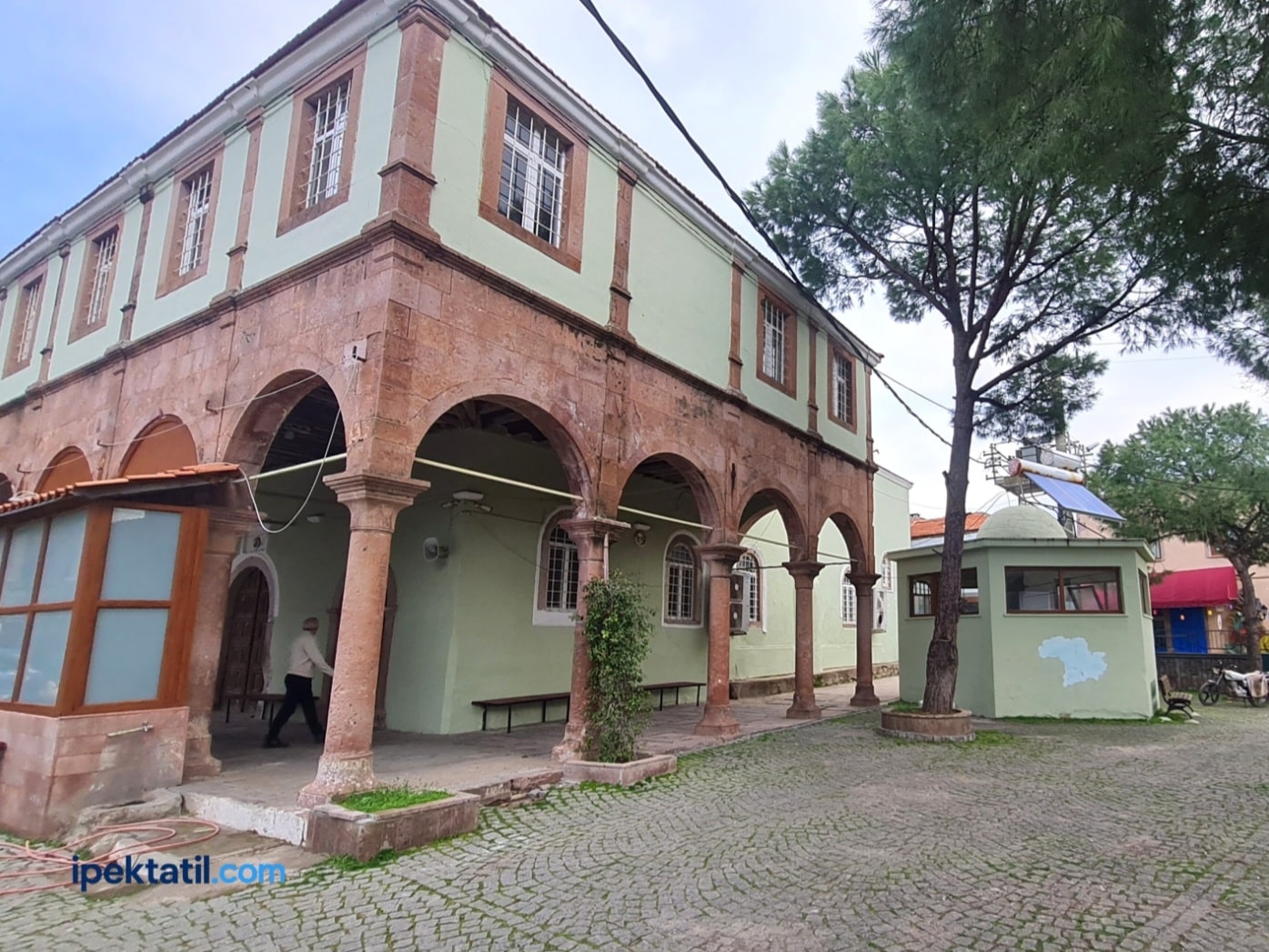 Küçükköy Merkez Cami (Aya Athanasiau)