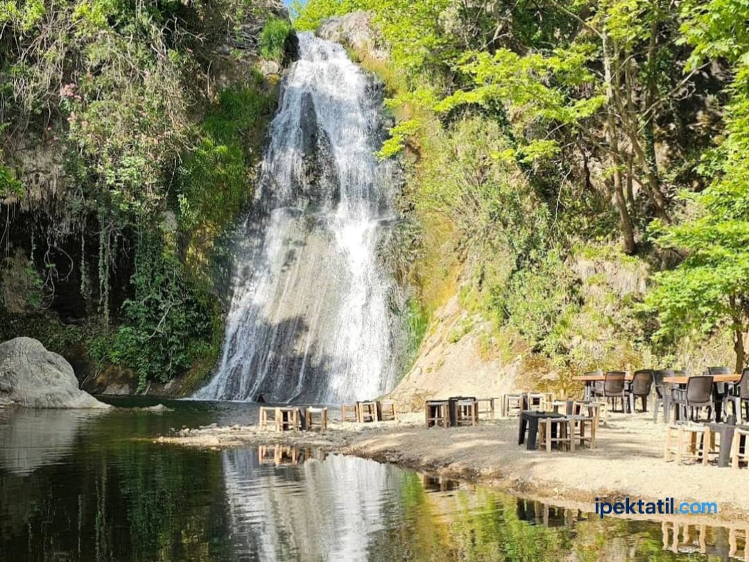 Nebiler Aşıklar Şelalesi