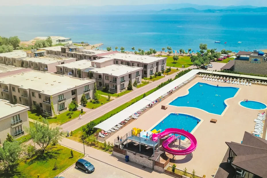 Jura Hotels Altınoluk ( Heramis Termal Tatil Köyü)