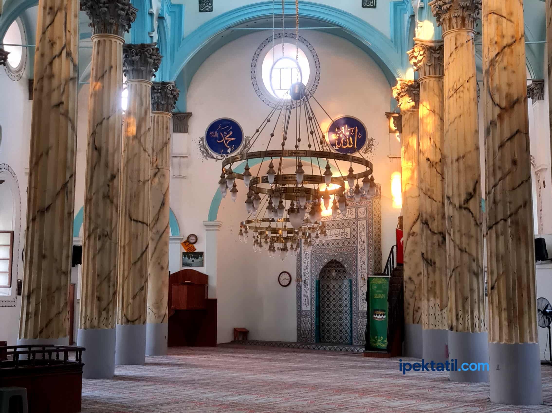 Macaron Mahallesi Hayrettin Paşa Cami