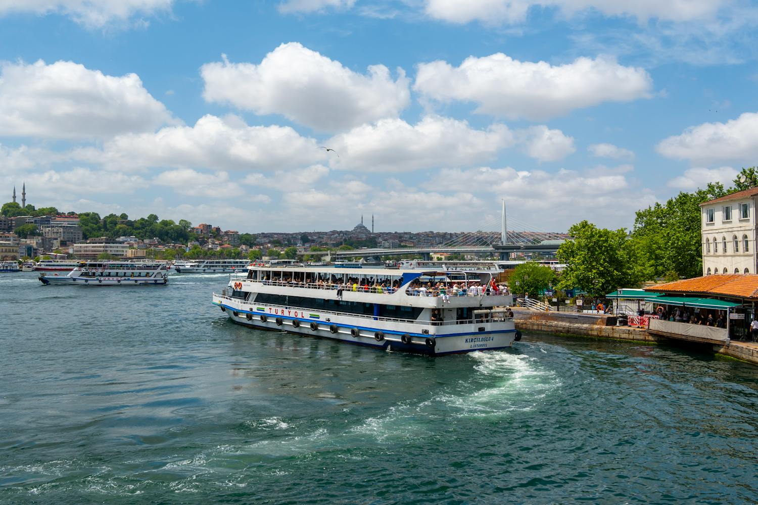 Heybeliada’ya Nasıl Gidilir? (2026 Güncel Ulaşım Rehberi)