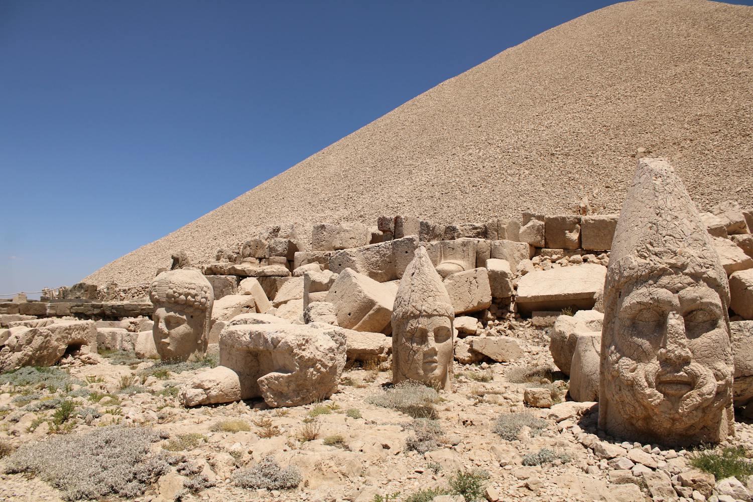 Nemrut Dağı