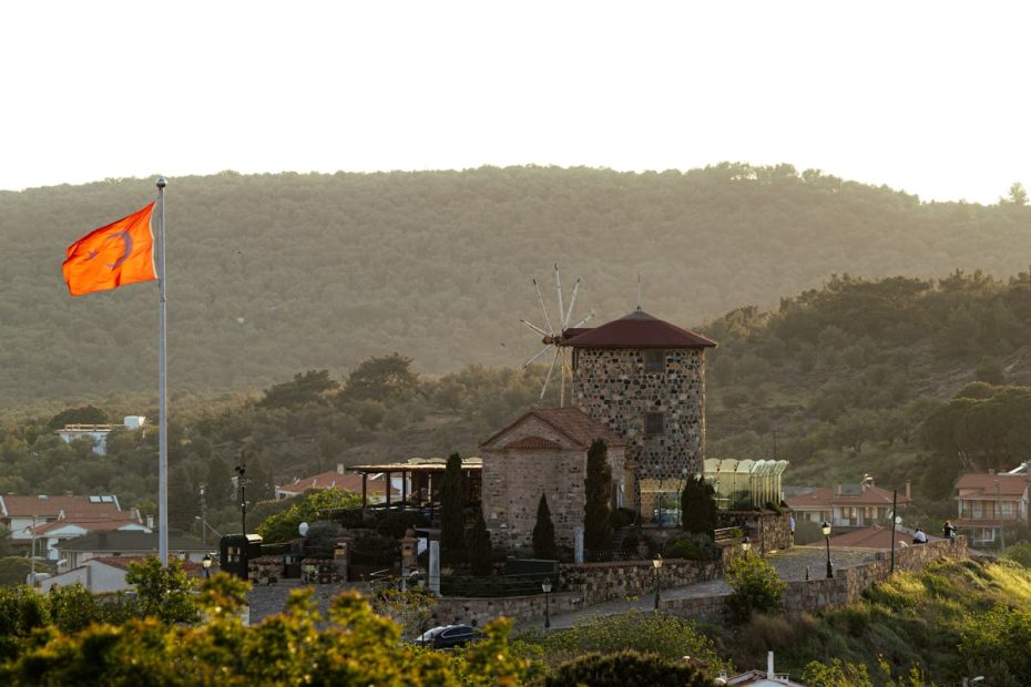 Ayvalık Tarihi Yeler