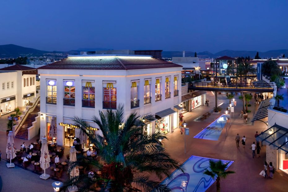 Forum Bornova Mağazalar Kaçta Açılıyor?