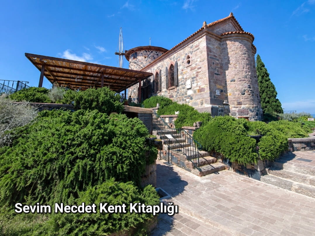 Sevim Necdet Kent Kitaplığı cunda Adası 