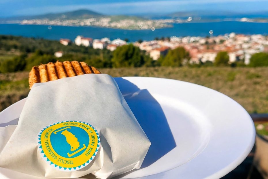 Ayvalık Tostu Nerede Yenir?